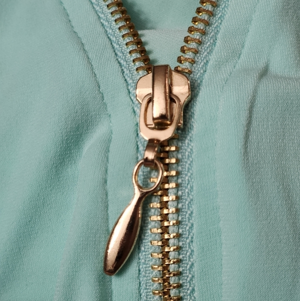 3/$25 Zenana bright pastel seafoam green long sleeve gold zipper blouse size L - Picture 10 of 11